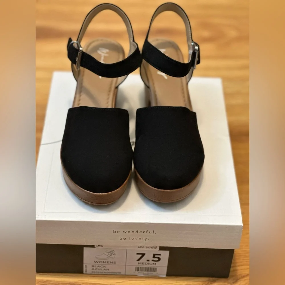 Black 3" platform heels - Picture 3 of 4